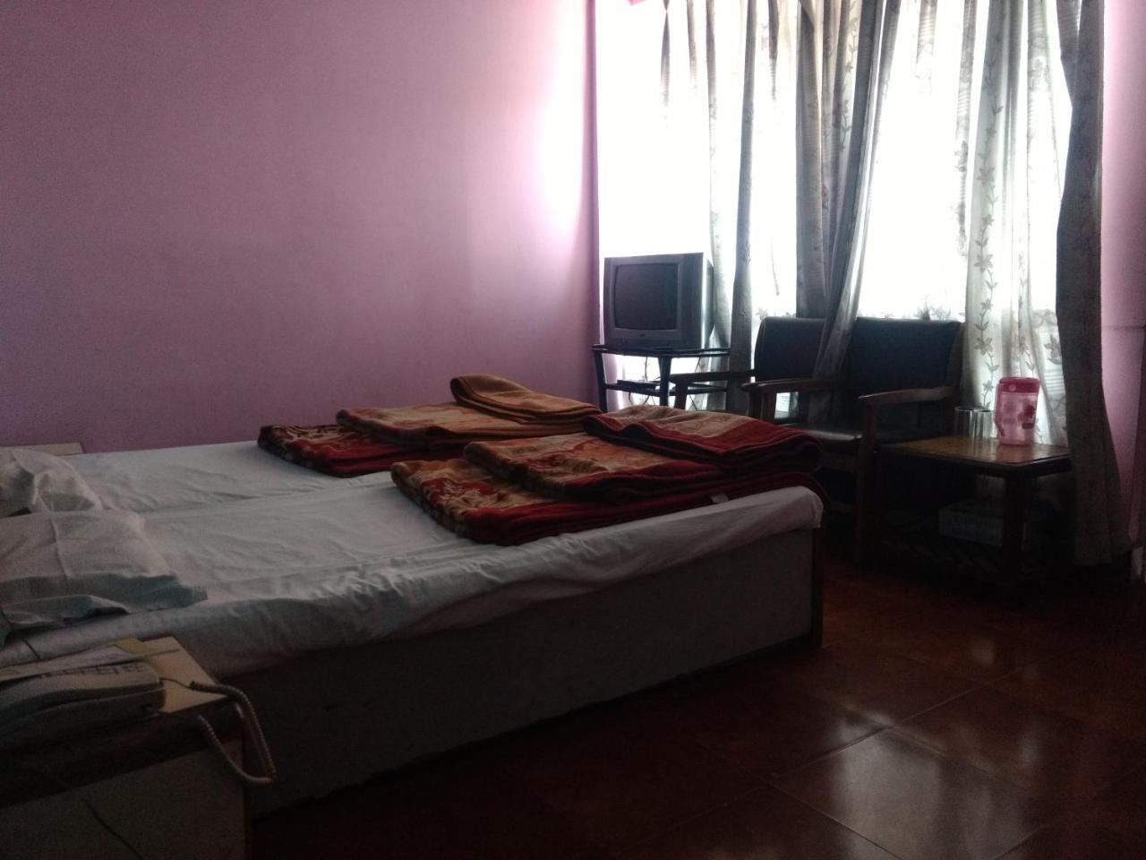 Hotel Shivlok Rishikesh Exterior photo